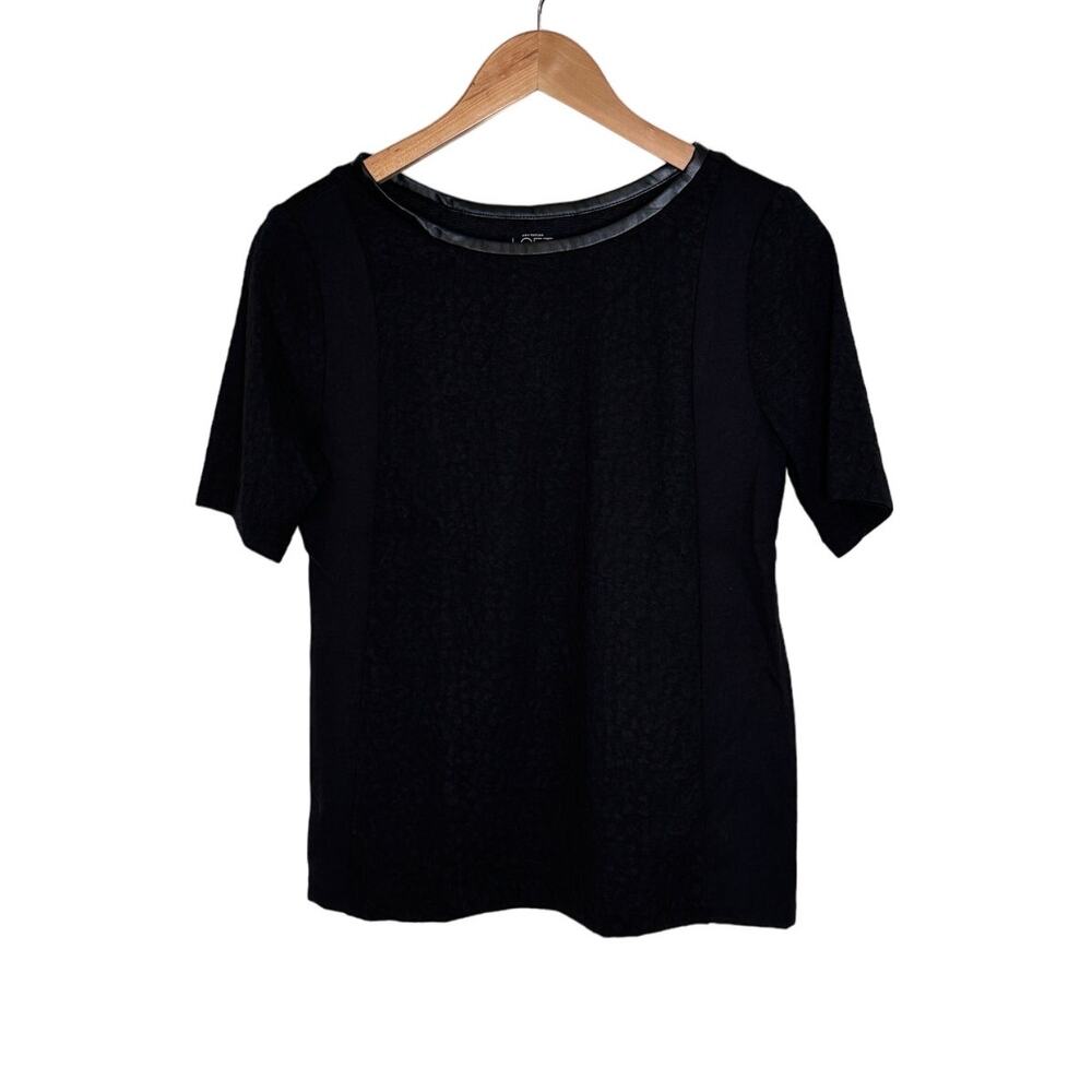 NWT LOFT black short sleeve faux leather trim patterned top size small